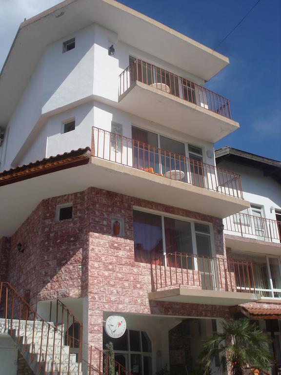 Guest House Bogat-Beden Ravda Exterior photo